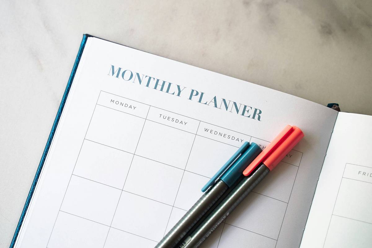 A Realistic Guide to Meal Planning That Actually Works (Even When You’re Exhausted)